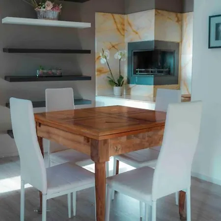 Apartment Bv *